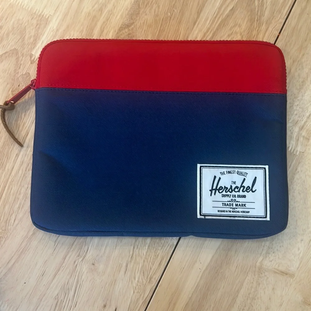 Herschel IPad Sleeve